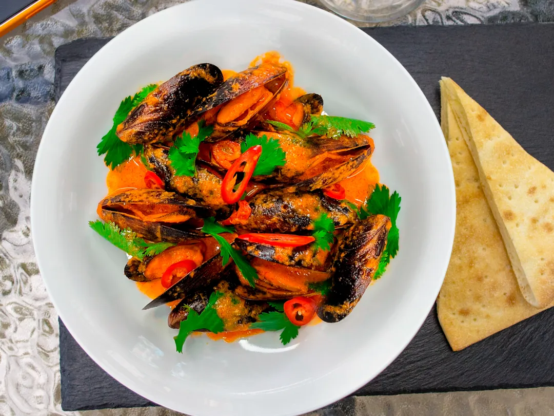 Мидии том ям