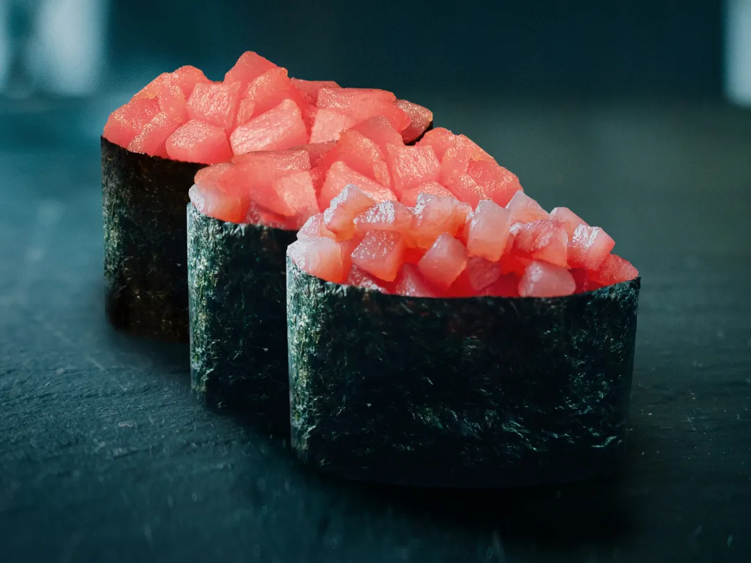 Гункан с тунцом 3 шт