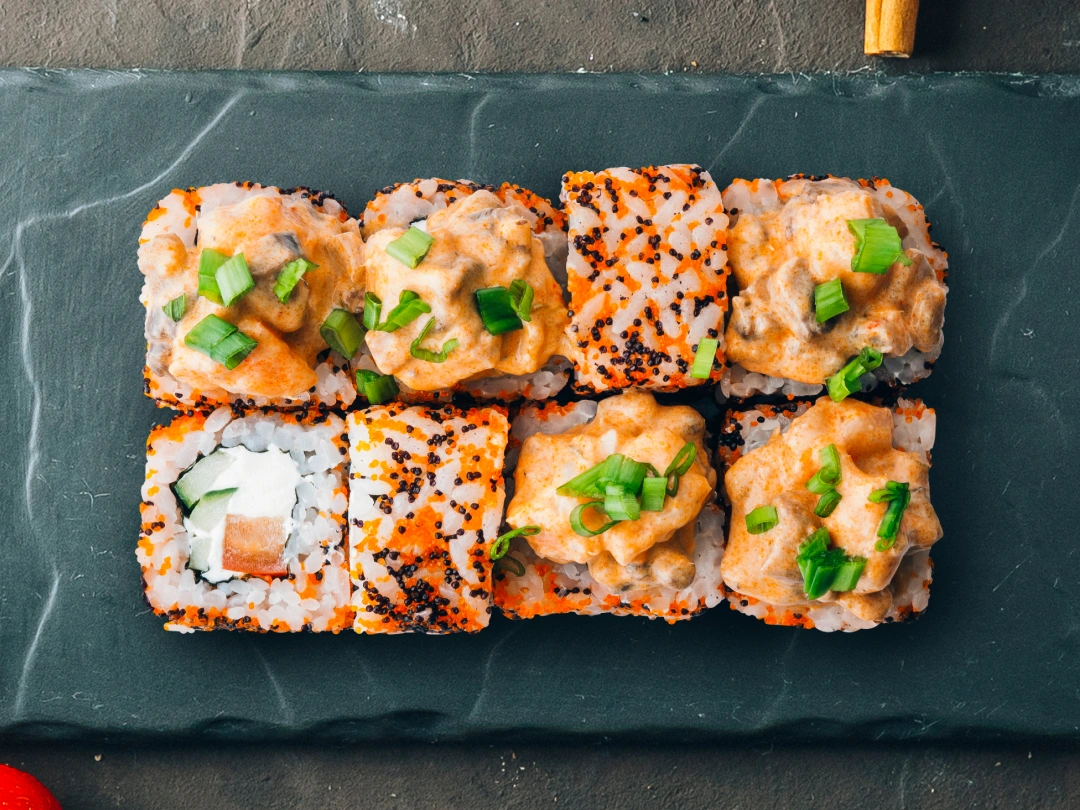 Ролл Том Ям